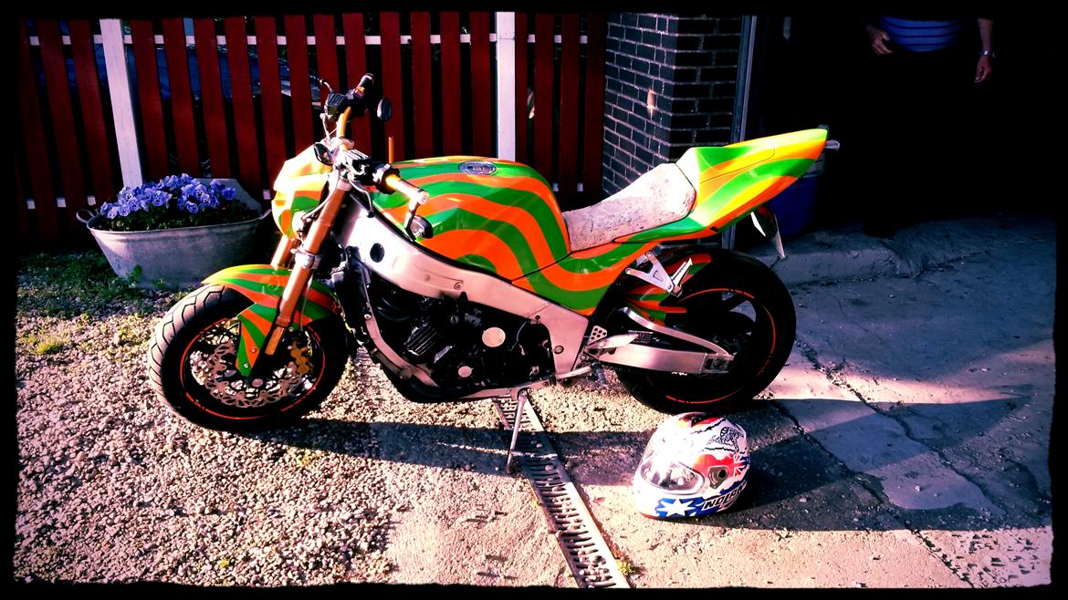 Yamaha FZR750r Bolche Fighter billede 9