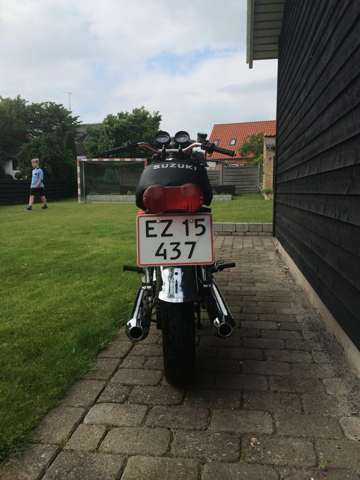 Suzuki GT 250 (solgt) billede 4