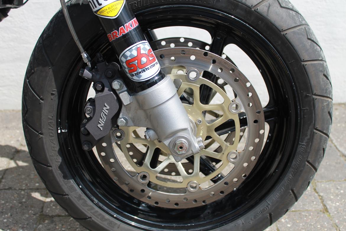 Honda CBR 600 stuntcykel billede 8