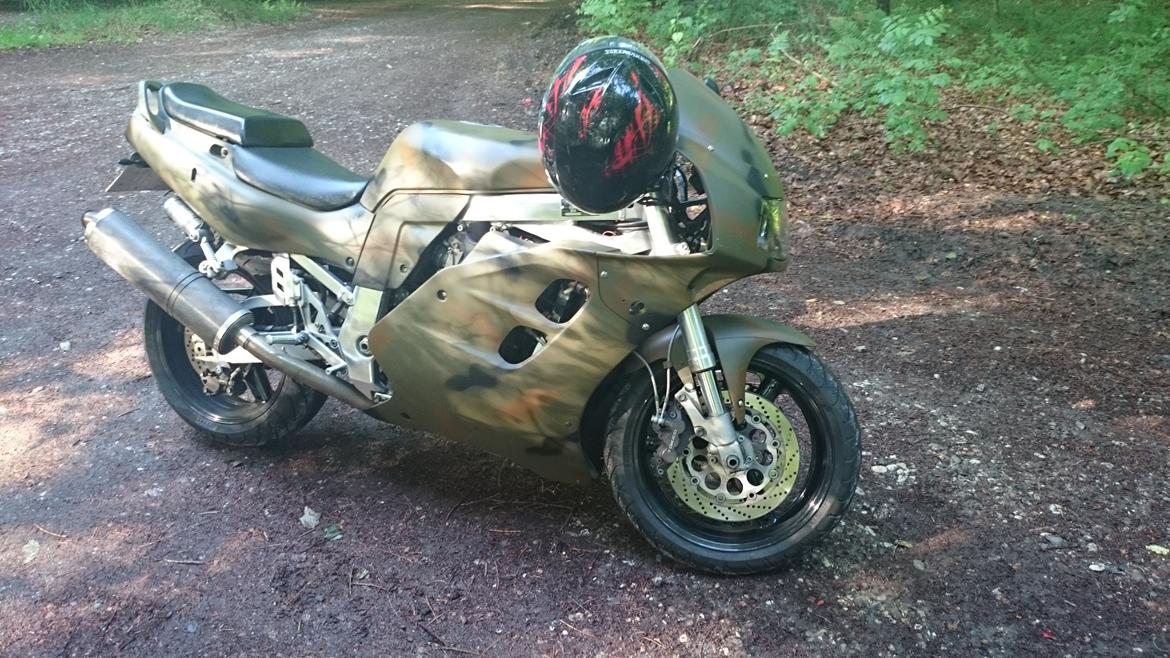 Suzuki GsxR SevenEleven 750w billede 1