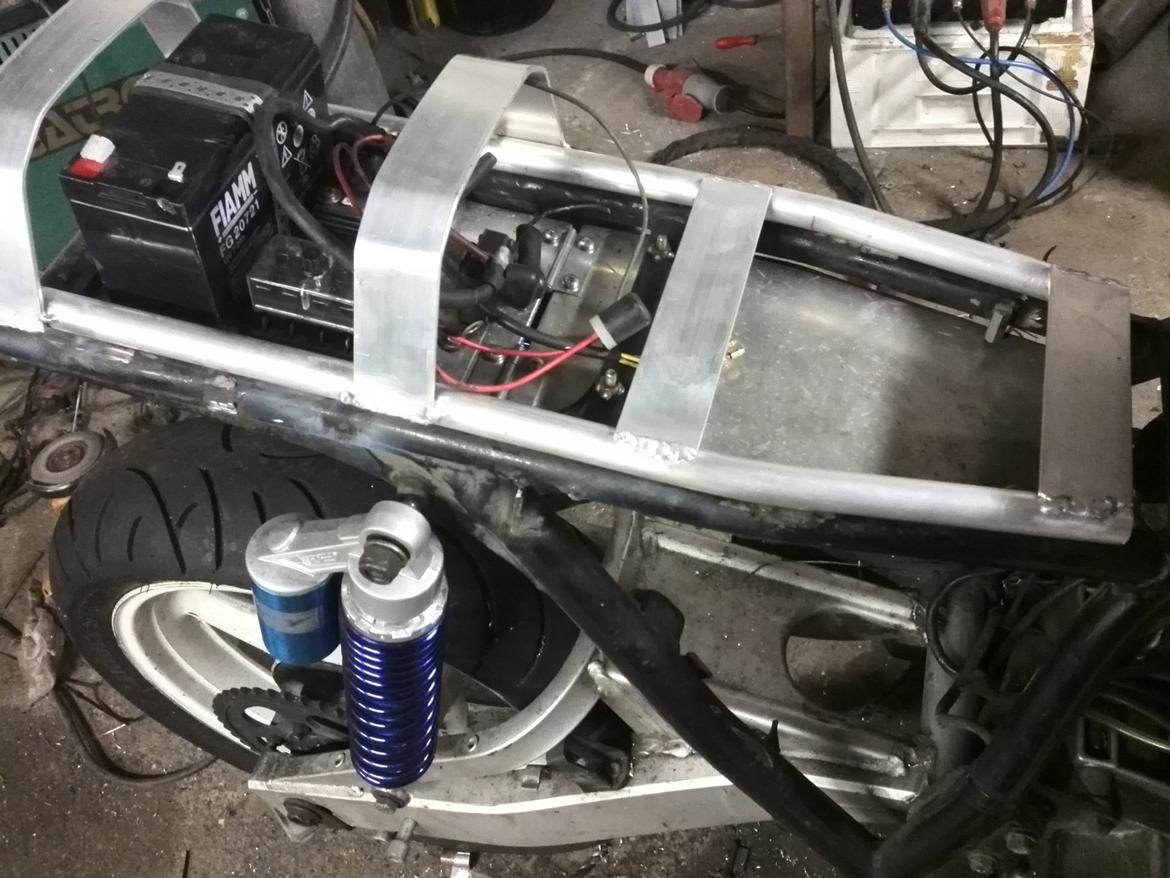 Suzuki gs 750 billede 17