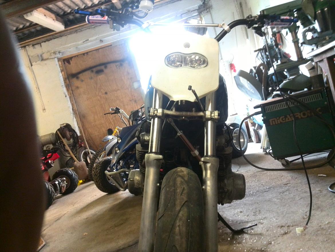 Suzuki gs 750 billede 21