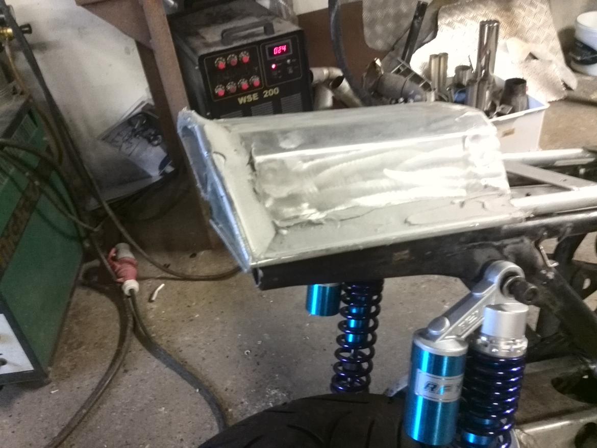 Suzuki gs 750 billede 23