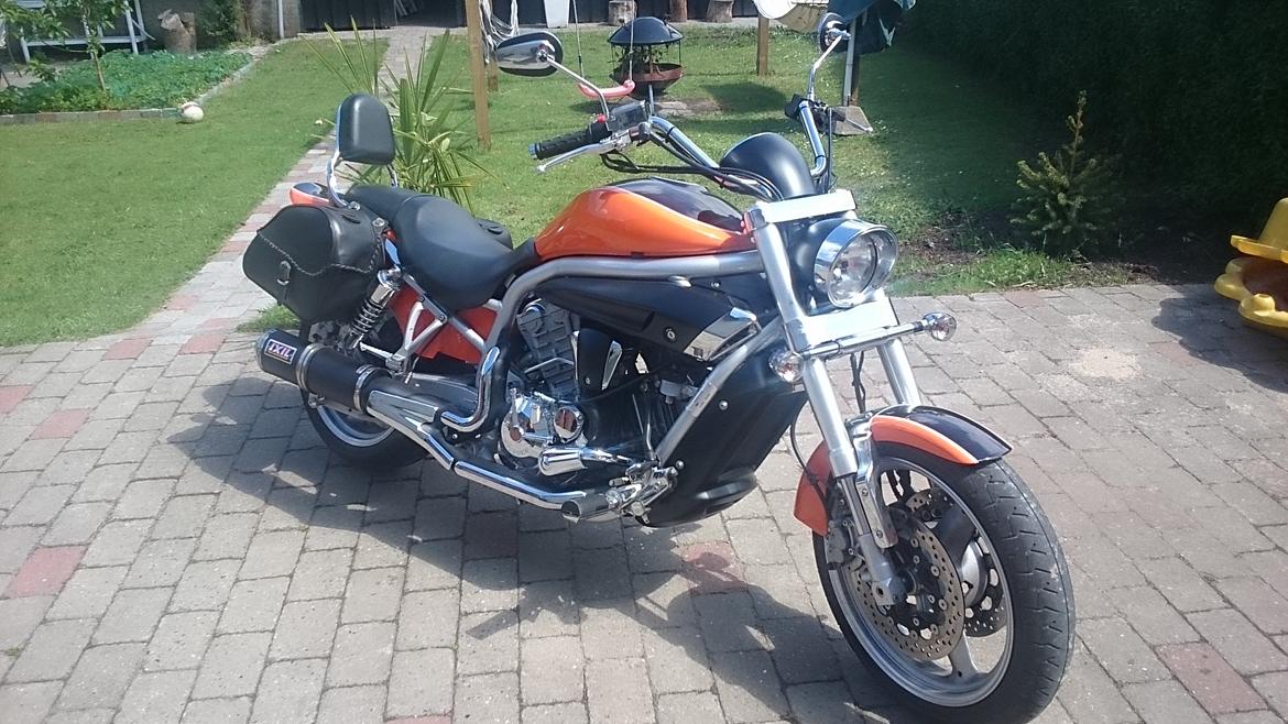 Hyosung GV650 solgt billede 1