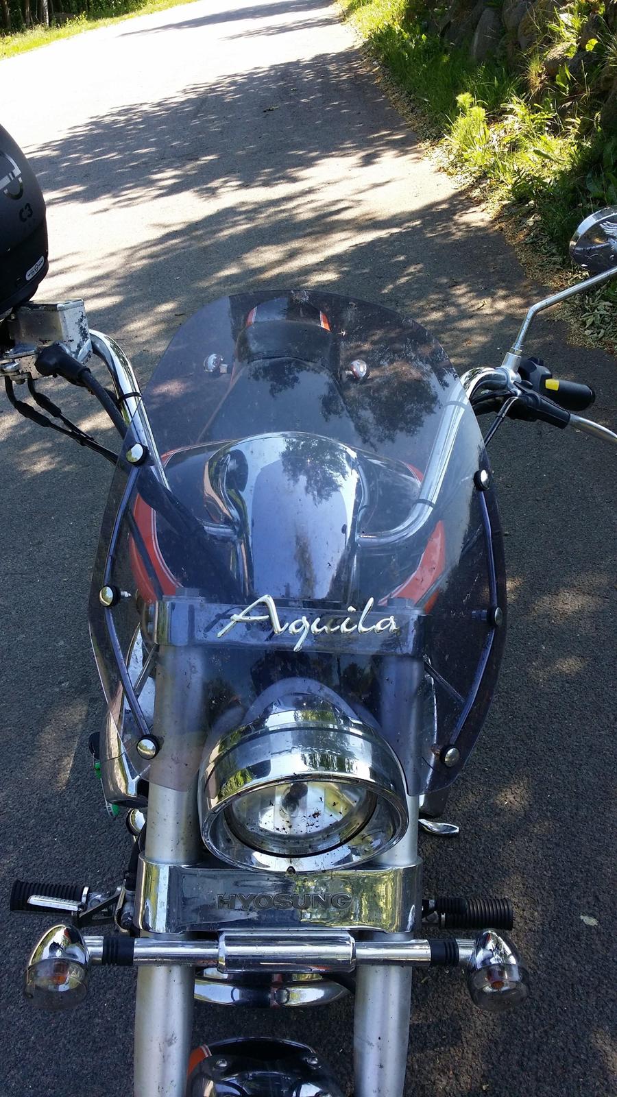 Hyosung gv 650 billede 4