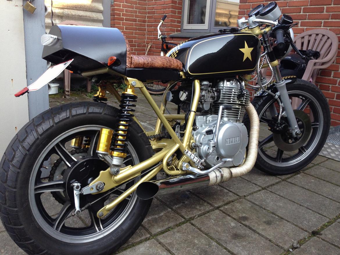 Yamaha xs 400 cafe racer (solgt) billede 10