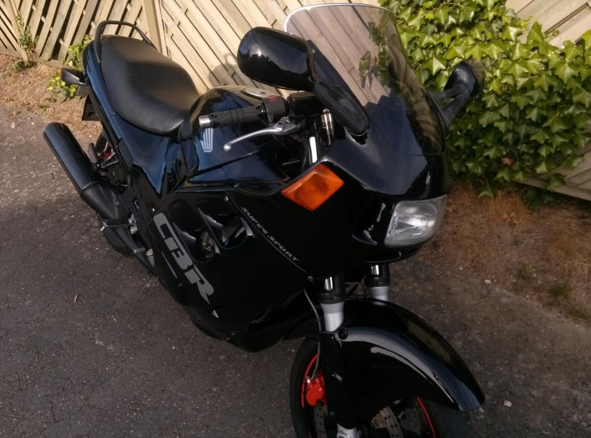 Honda CBR 1000 F (SOLGT) billede 6