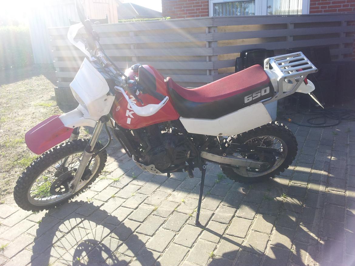 Suzuki DR 650 R billede 4