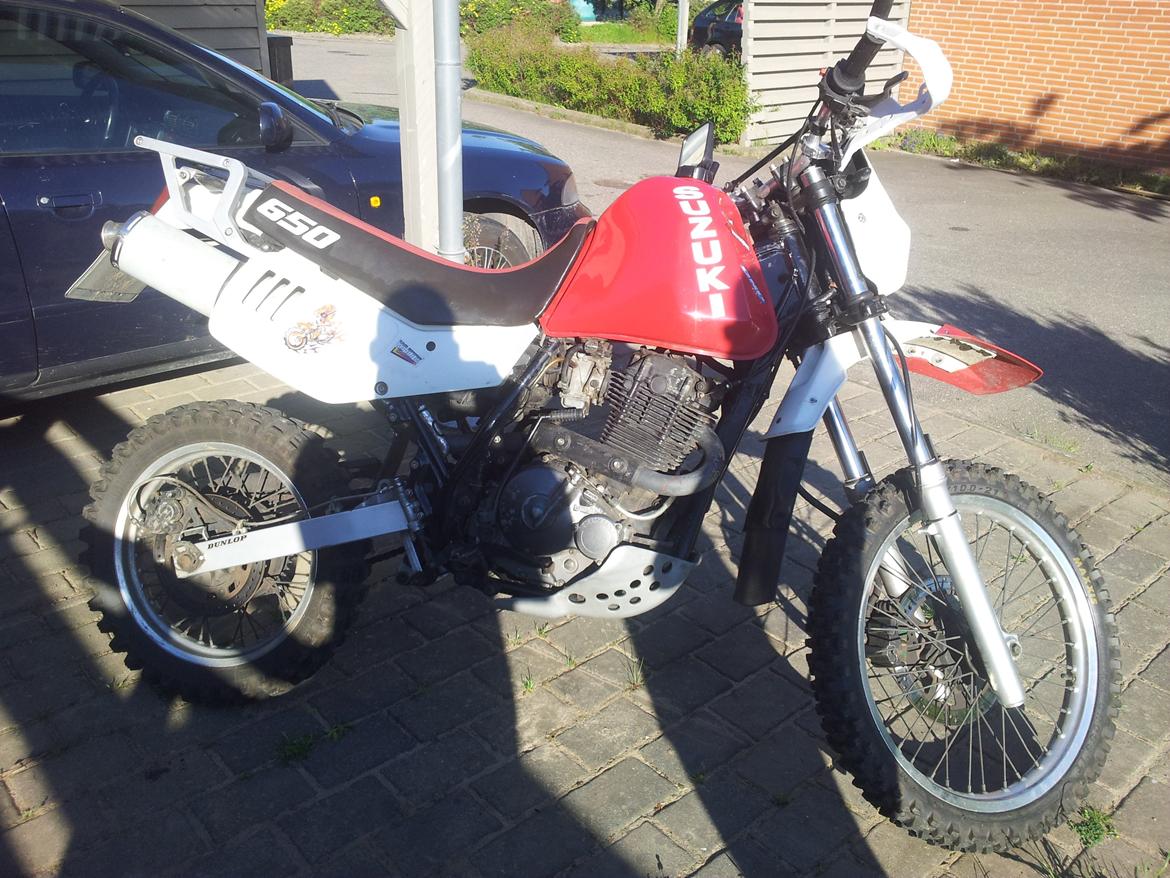 Suzuki DR 650 R billede 5