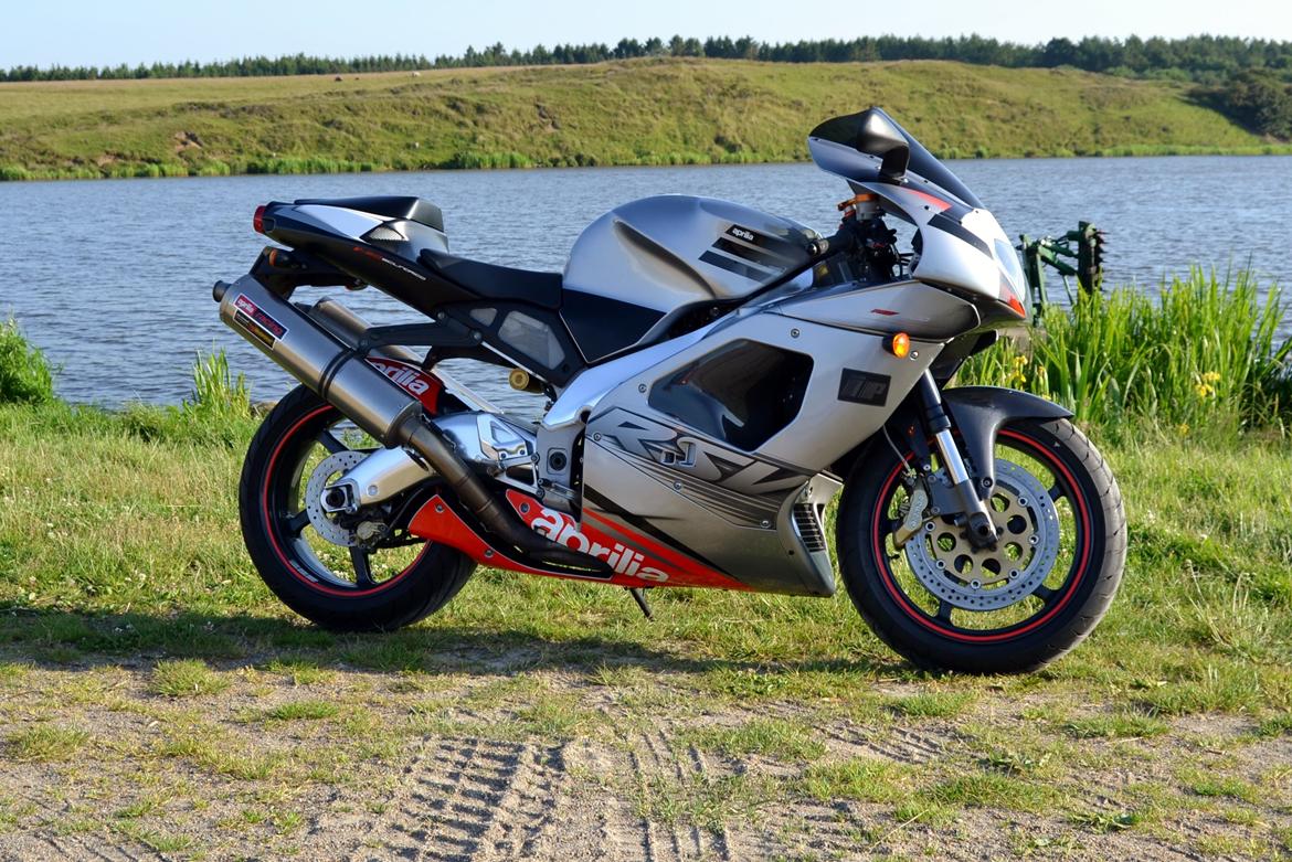 Aprilia RSV 1000 Mille billede 1