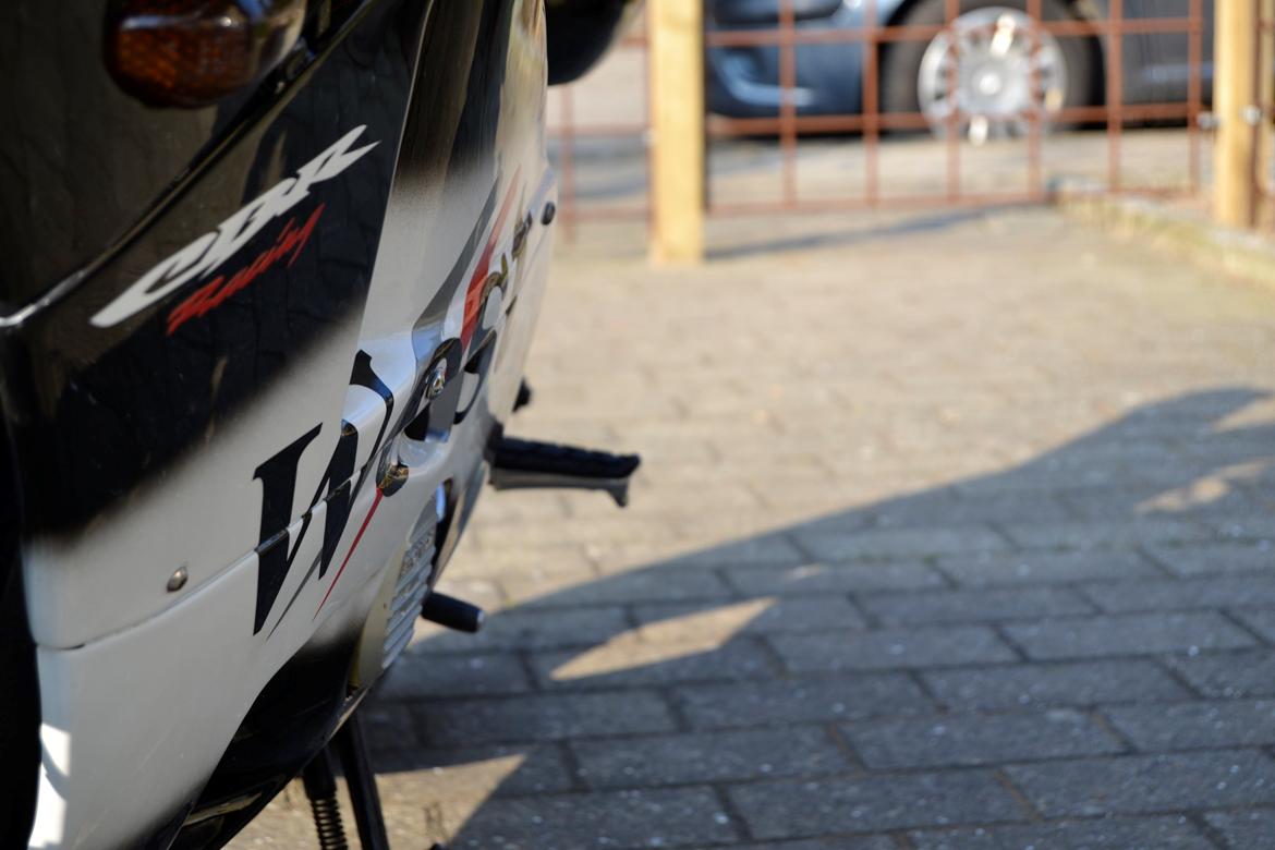 Honda CBR 400 billede 3