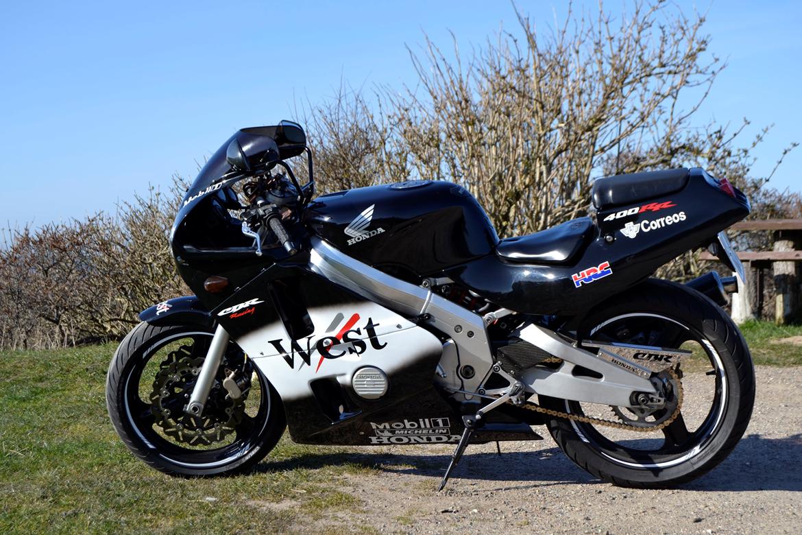 Honda CBR 400 billede 12