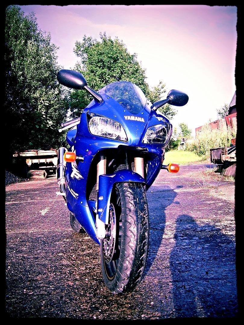 Yamaha Yzf R1 billede 16