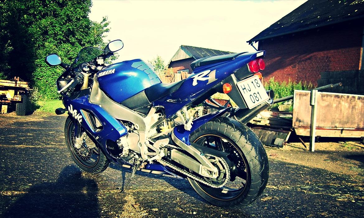 Yamaha Yzf R1 billede 17