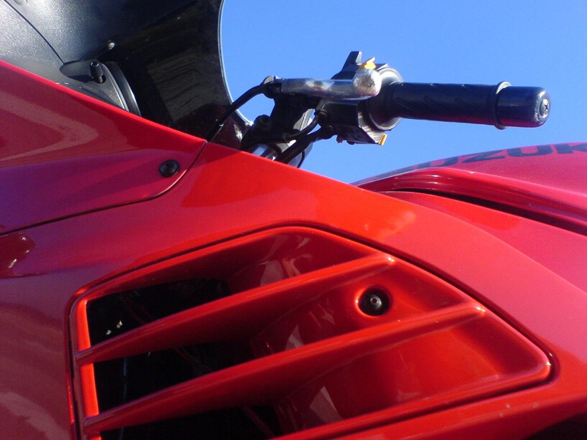 Suzuki RF 600 R billede 5