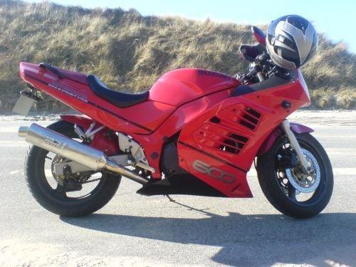 Suzuki RF 600 R billede 6