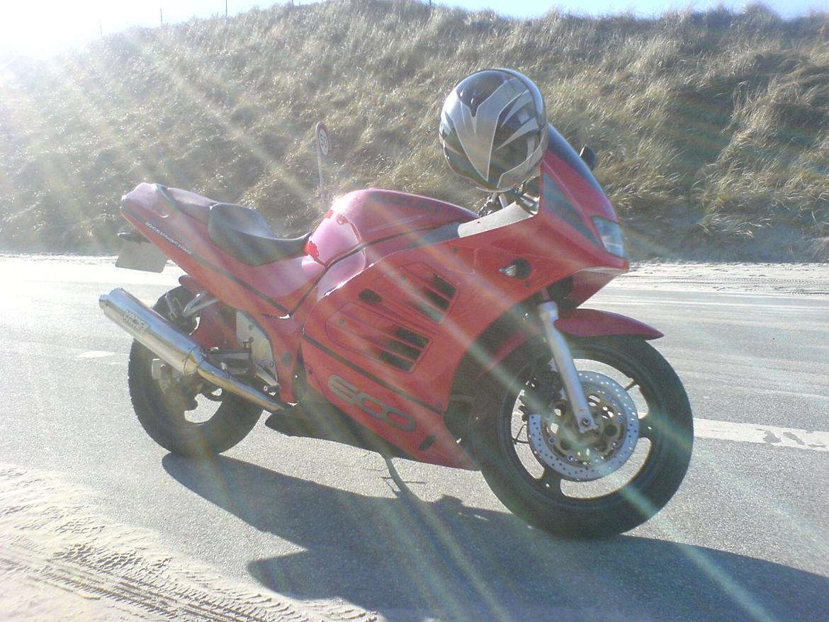 Suzuki RF 600 R billede 7