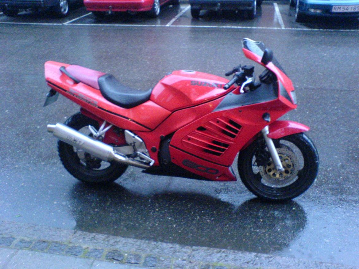 Suzuki RF 600 R billede 8