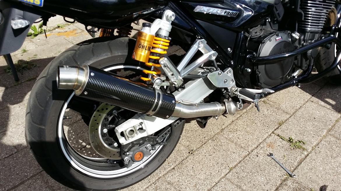 Yamaha XJR 1300 "SOLGT" - Carbon slip-on fra Dan-moto,  billig løsning i meget fin kvalitet.  billede 47