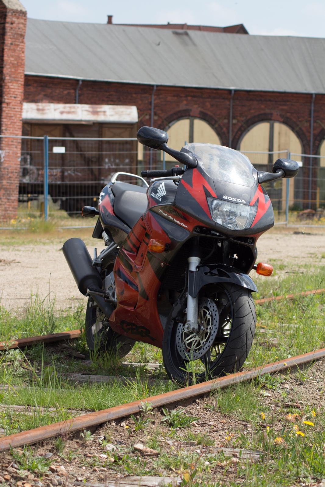 Honda CBR 600 F3 billede 2