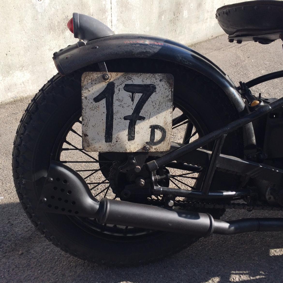 Harley Davidson 45" - Hotrod - Race nummer: "17D" billede 10