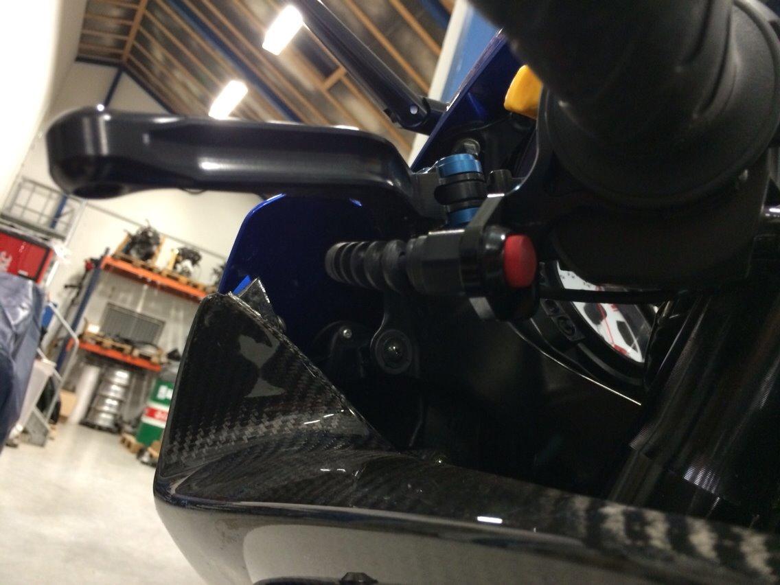 Suzuki GSX-R 750 Carbon billede 3