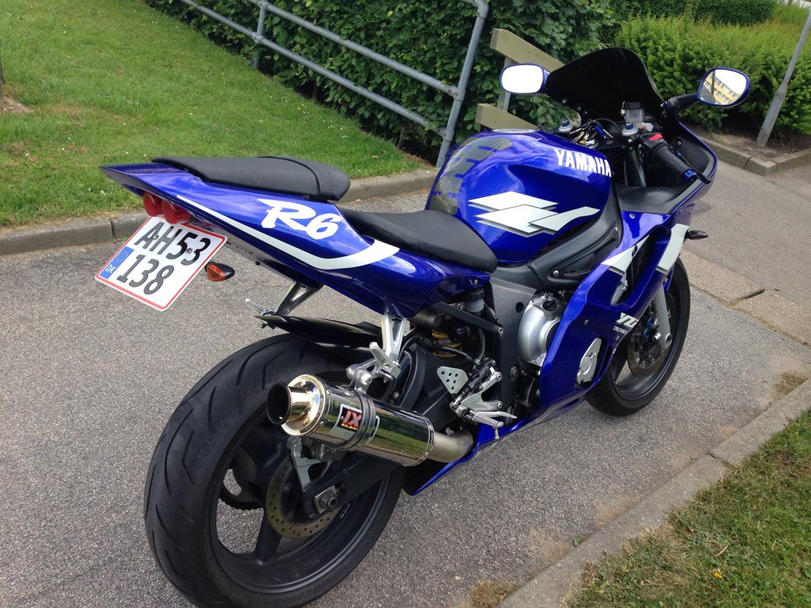 Yamaha R6 billede 7