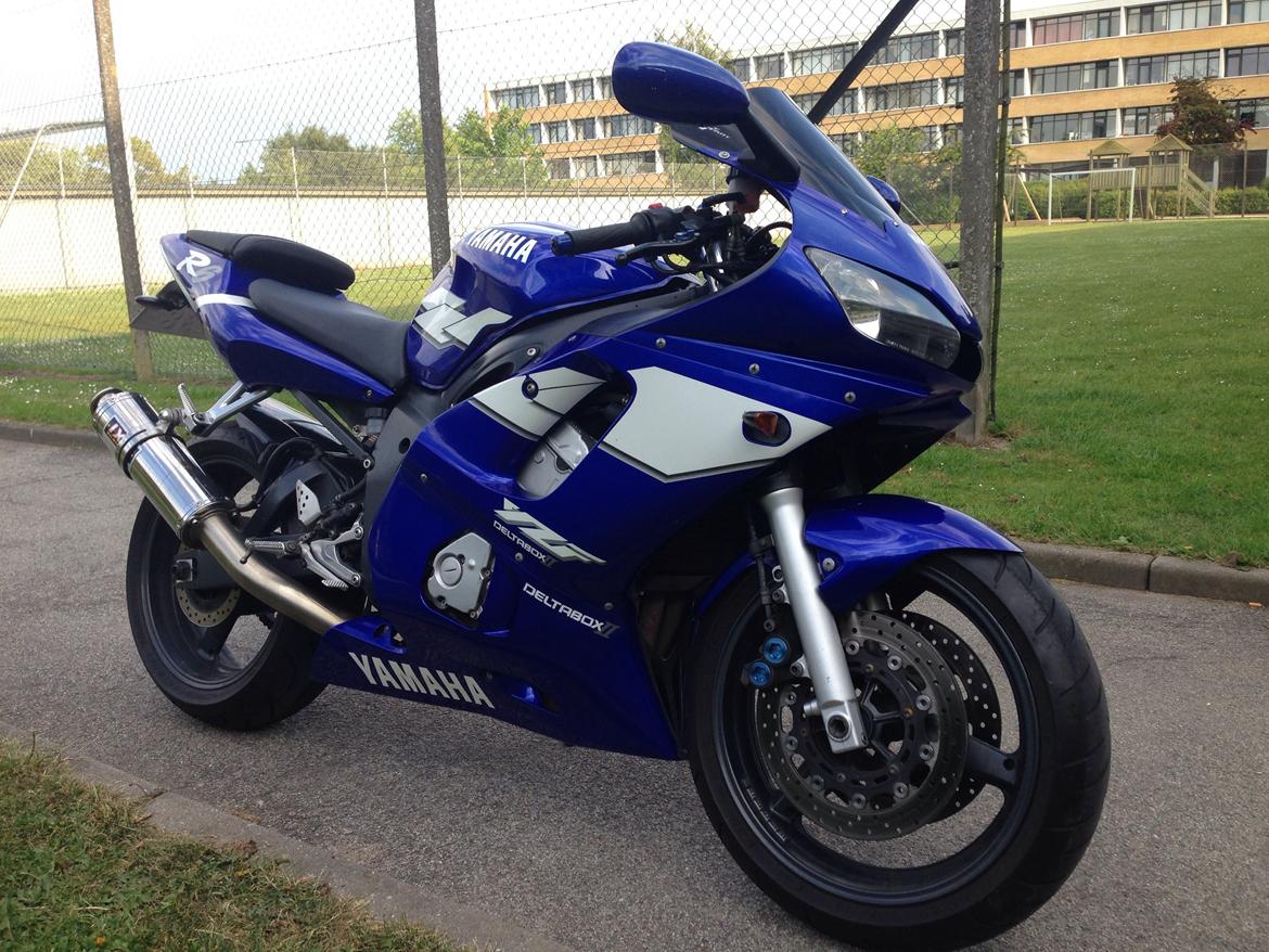 Yamaha R6 billede 12