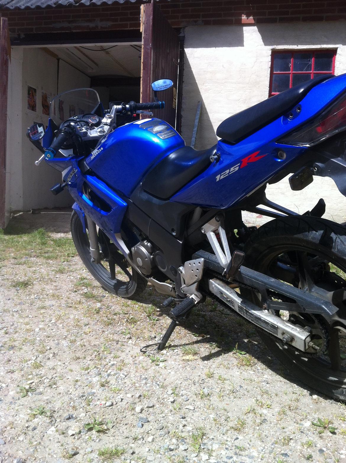 Honda cbr 125 r billede 5