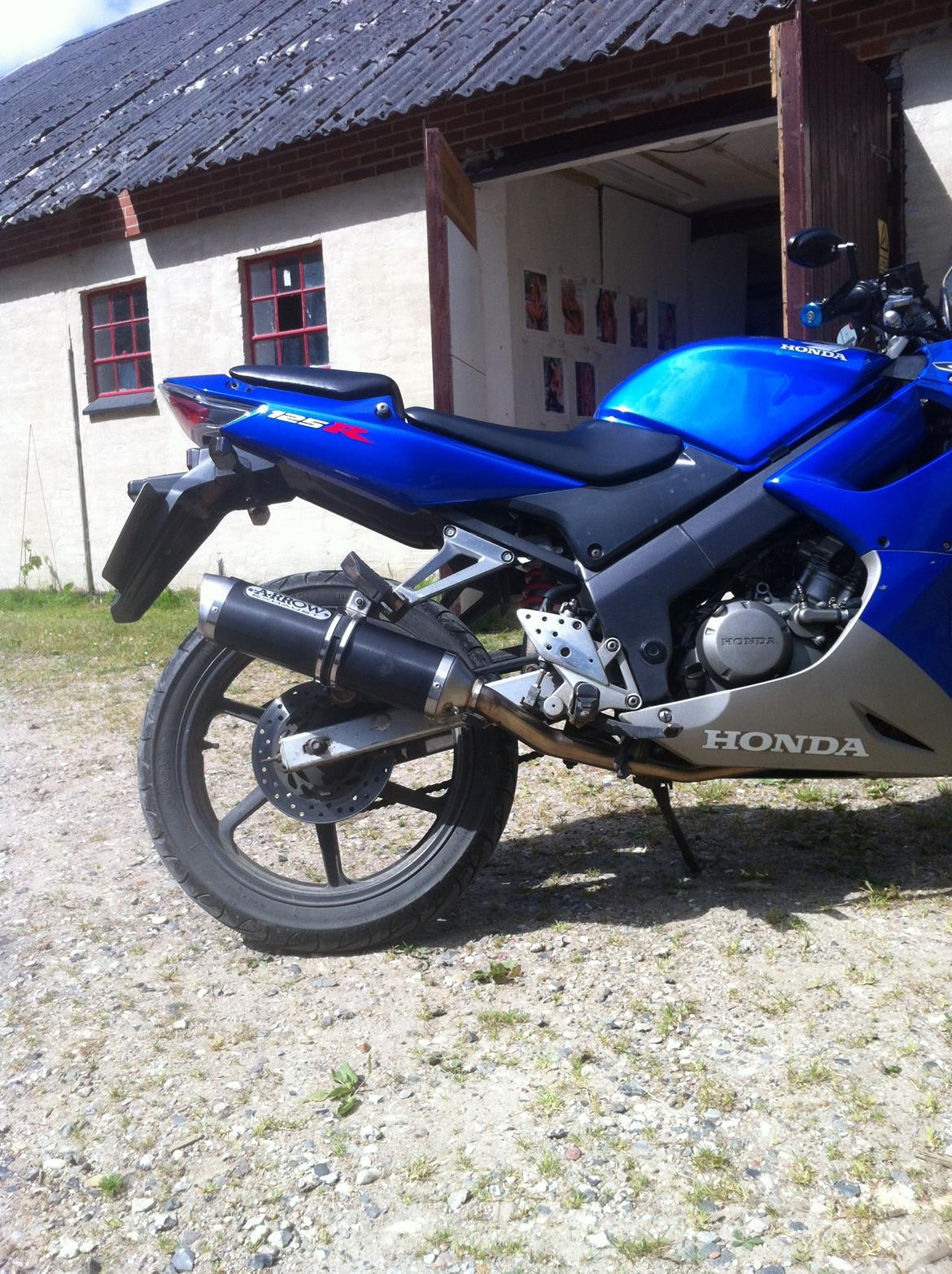 Honda cbr 125 r billede 3