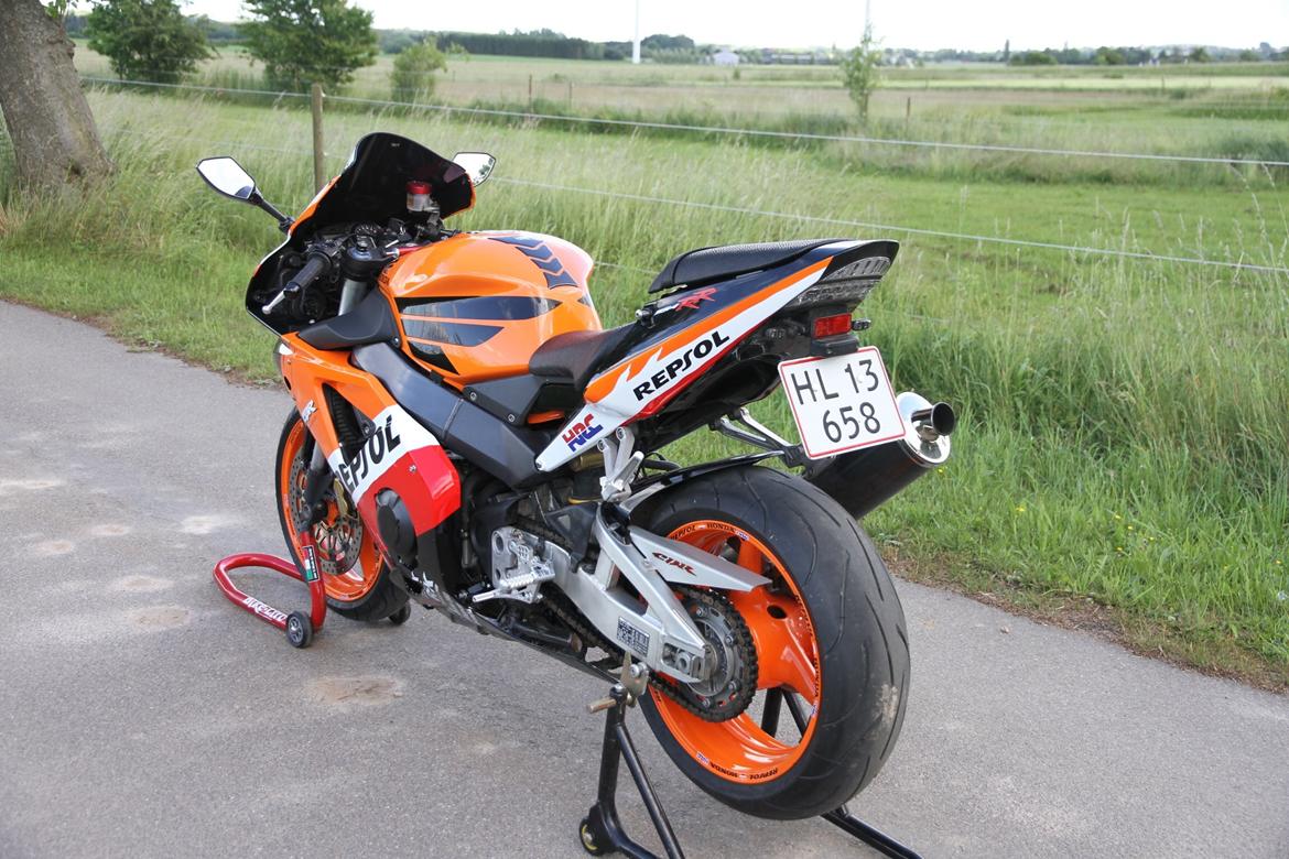 Honda CBR954RR Fireblade billede 11