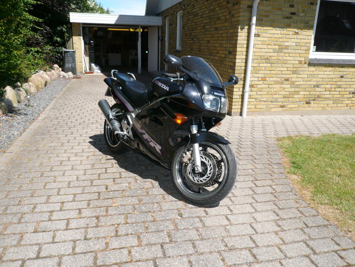 Honda VFR750F billede 3