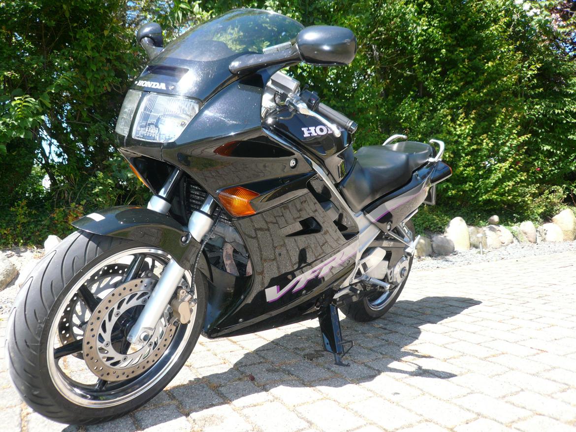 Honda VFR750F billede 7