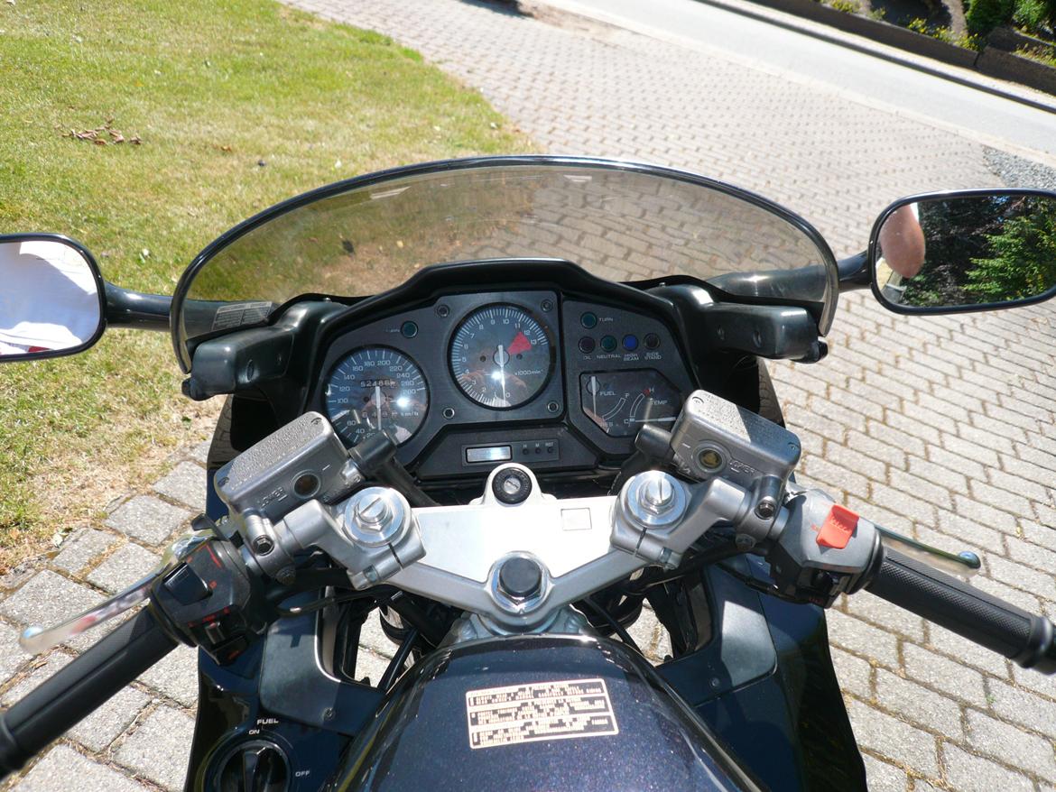 Honda VFR750F billede 10