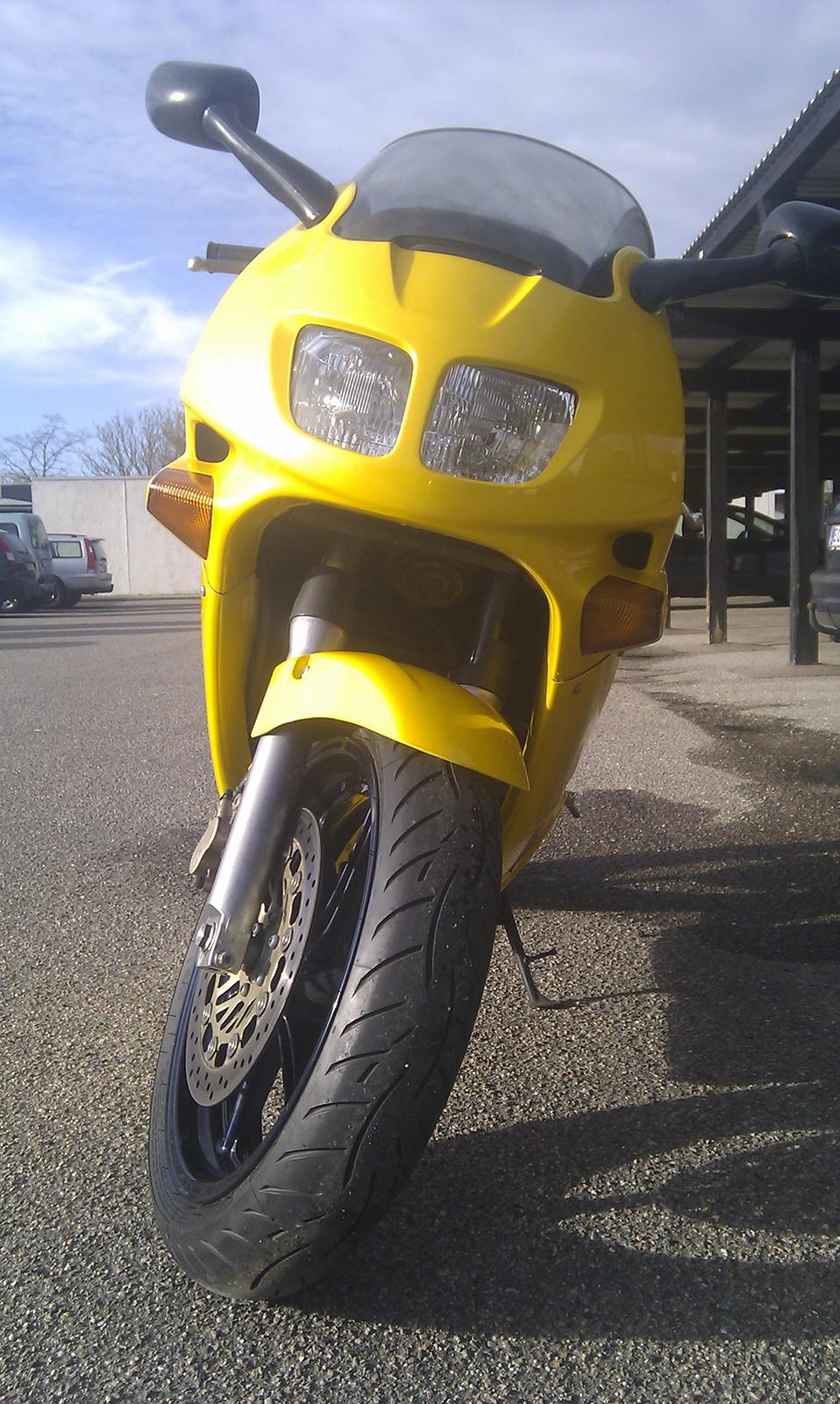 Honda VFR 750 RC36/2 billede 3