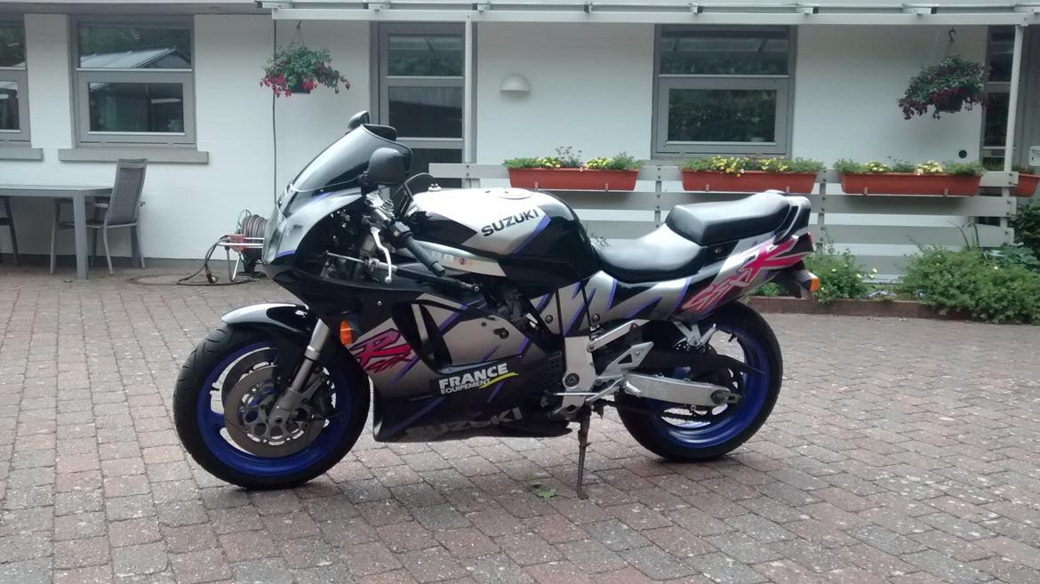 Suzuki GSXR 750 billede 4
