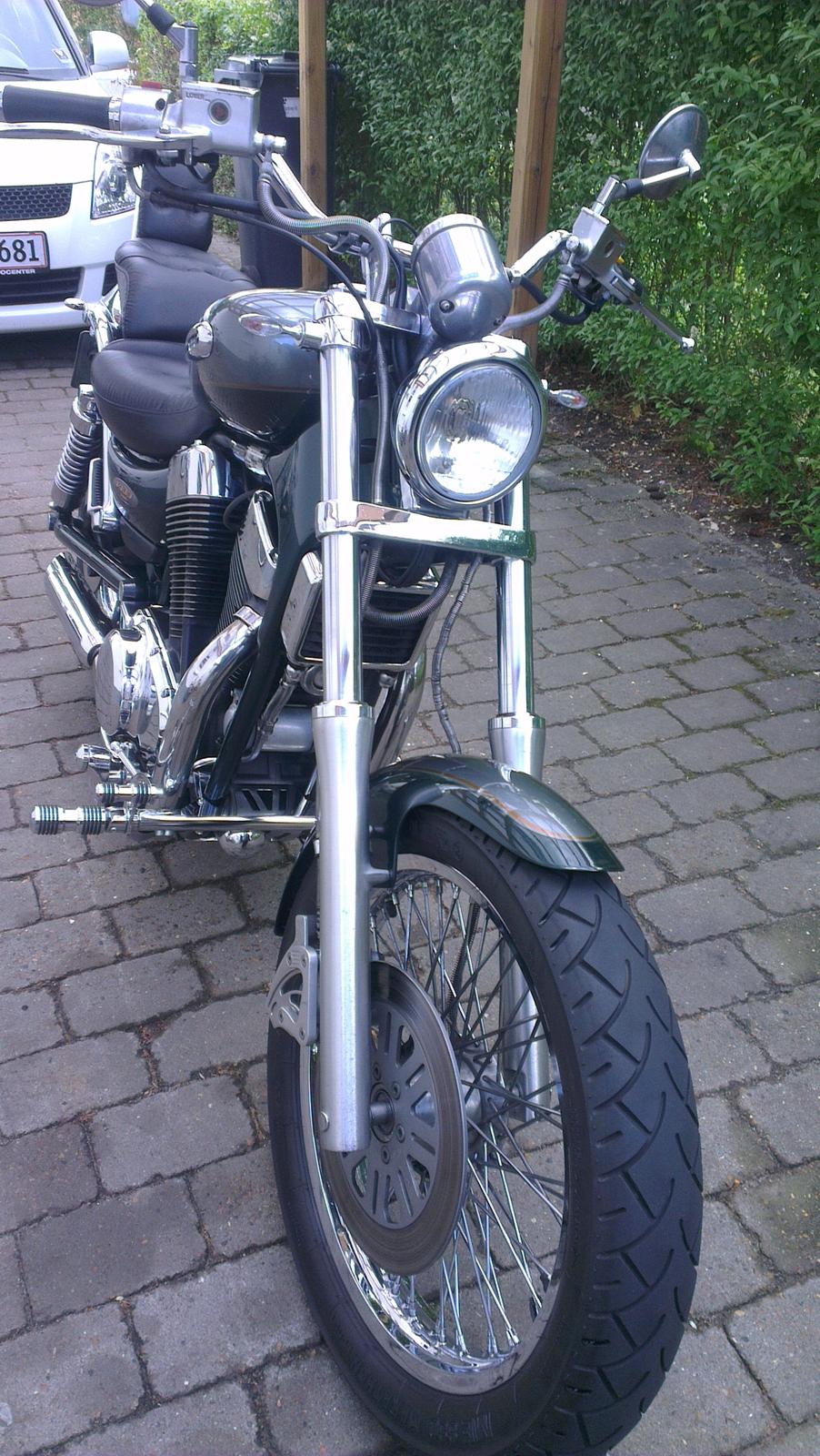 Suzuki VS 1400 Intruder (SOLGT) billede 1