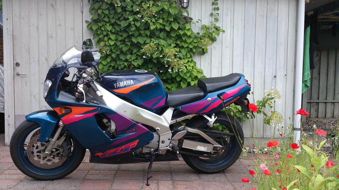 Yamaha YZF 750 R billede 10