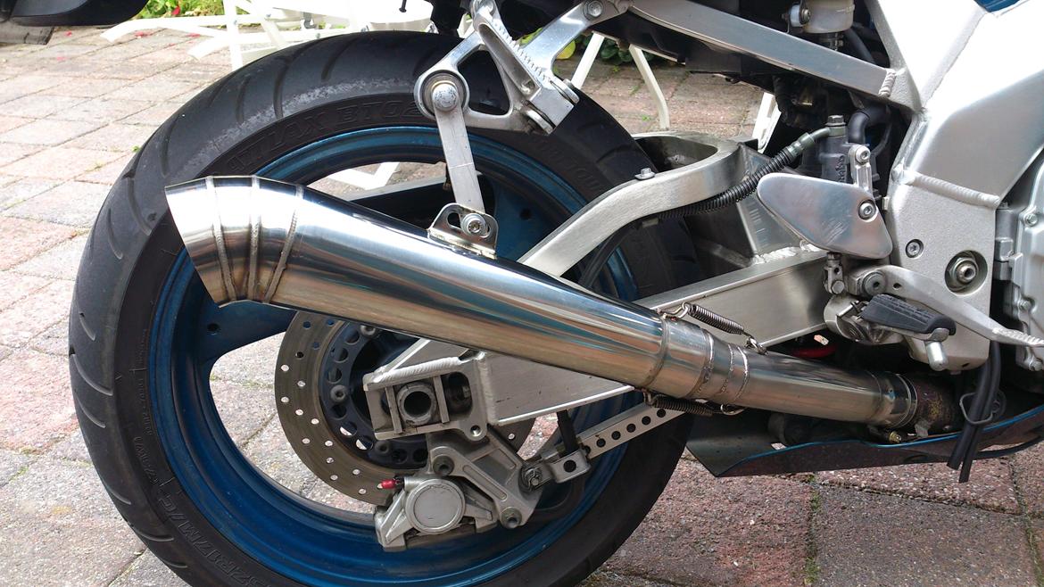 Yamaha YZF 750 R - sprød tropetlyd billede 13