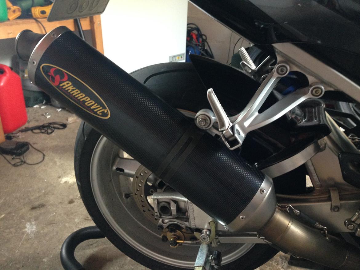 Suzuki GSX-R 1000 - Rigtig længde udstødning - meget bedre med denne! :) billede 18