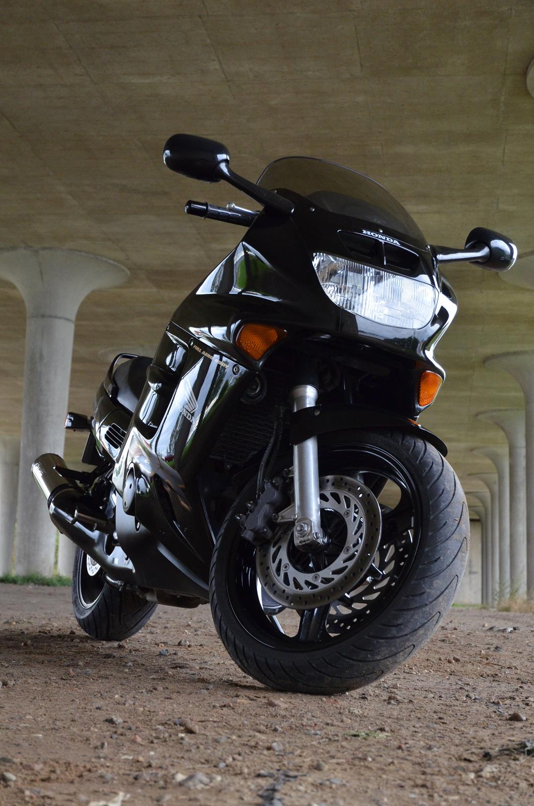 Honda CBR 1000 F billede 6