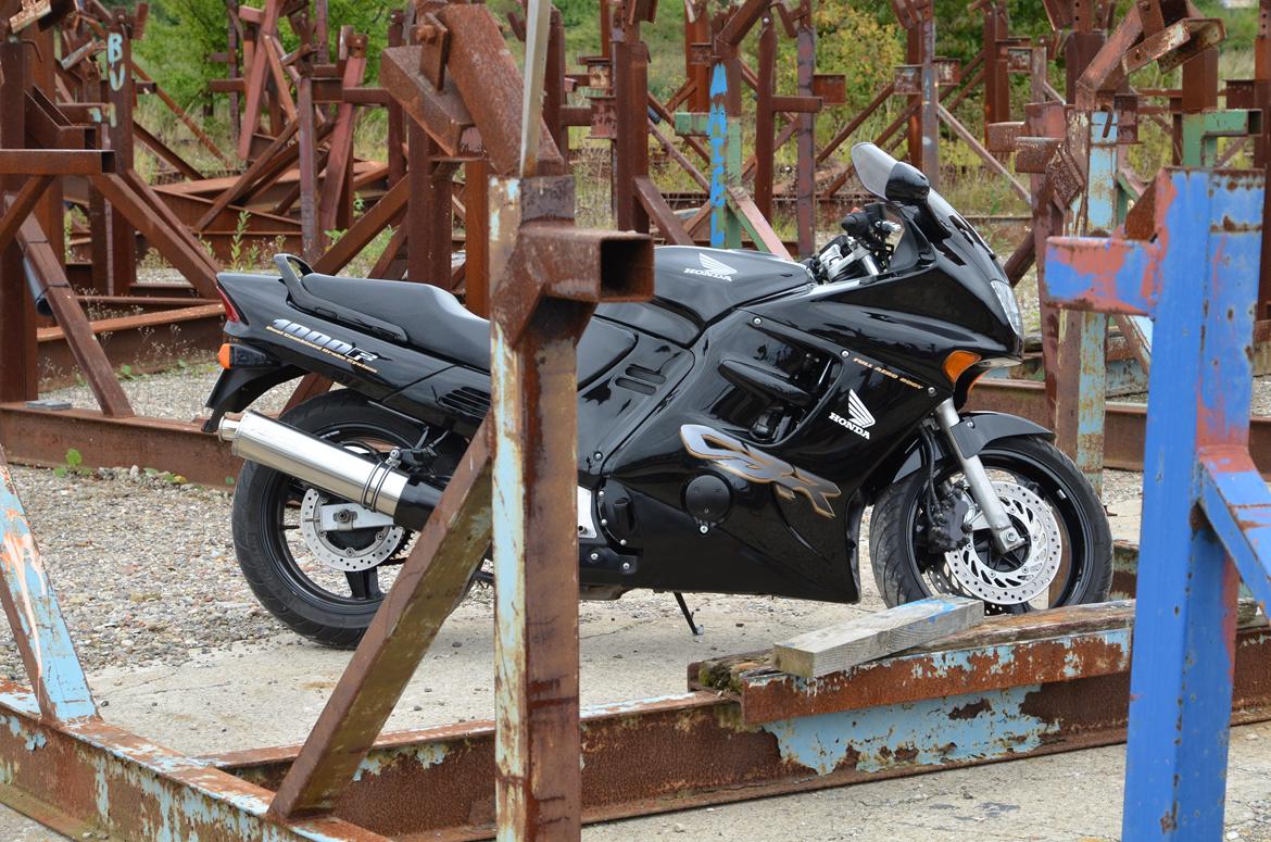 Honda CBR 1000 F billede 12