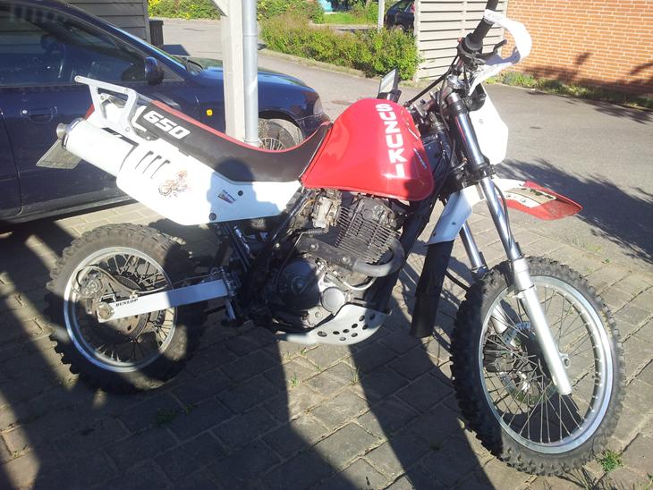 Suzuki DR 650 R billede 1