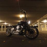 Yamaha XVS650 Dragstar Bobber