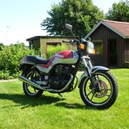 Suzuki GSX 250 ES