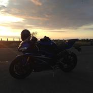 Yamaha R6