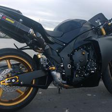 Yamaha r1 rn22
