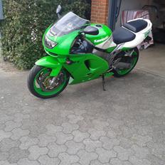 Kawasaki ZX9R