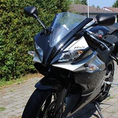 Yamaha YZF R125