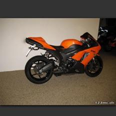 Kawasaki Zx6r